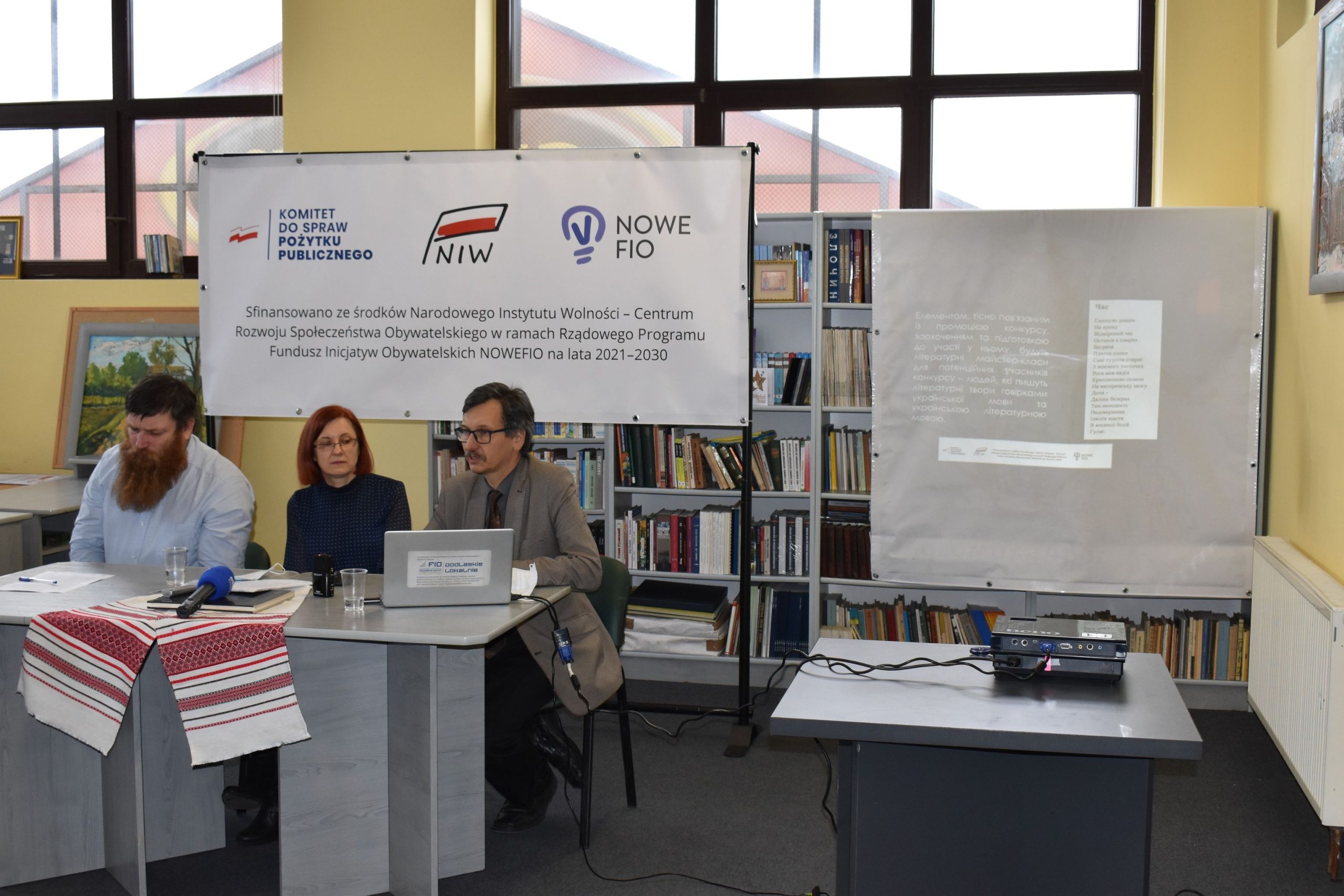 Na bielsk.eu o Podlaskim Konkursie Literackim „Piszemo po swojomu”